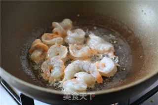 【上海】芦笋炒虾球的做法步骤：4