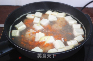 虾仁豆腐汤的做法步骤：6