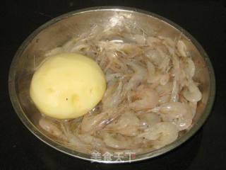 土豆丝白虾汤的做法步骤：1