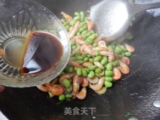 毛豆炒河虾的做法步骤：10