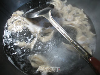 【宁波】面筋炒河虾 的做法步骤：2