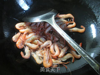【宁波】面筋炒河虾 的做法步骤：4