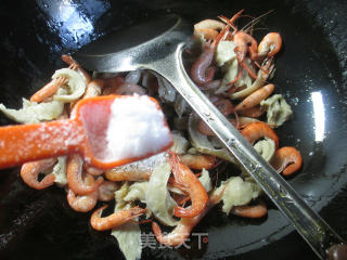 【宁波】面筋炒河虾 的做法步骤：8