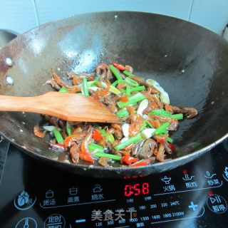 芹菜大蒜炒河虾的做法步骤：10