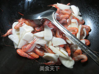 茭白炒河虾 的做法步骤：5