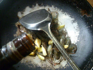 盐水河虾的做法步骤：3