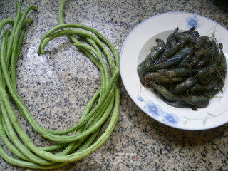 河虾炒带豆的做法步骤：1