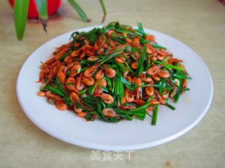 韭菜炒河虾的做法步骤：5