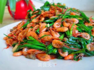 韭菜炒河虾的做法步骤：6