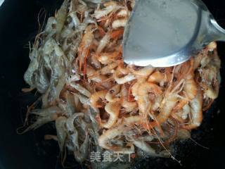 酥炸河虾的做法步骤：2