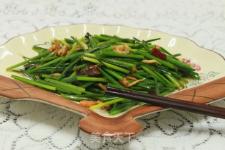 上班族的快手菜———韭菜花炒河虾的做法步骤：5