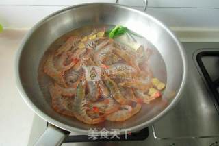 蒜蓉白煮虾的做法步骤：6