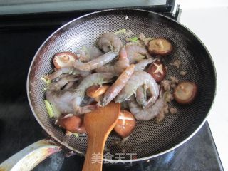 鲜虾粉丝煲的做法步骤：8