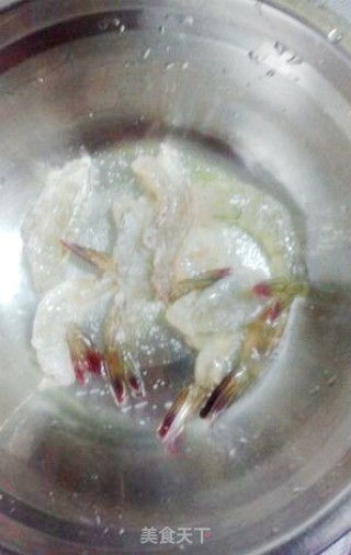 沙拉开背虾的做法步骤：4