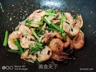 蒜薹炒基围虾的做法步骤：6