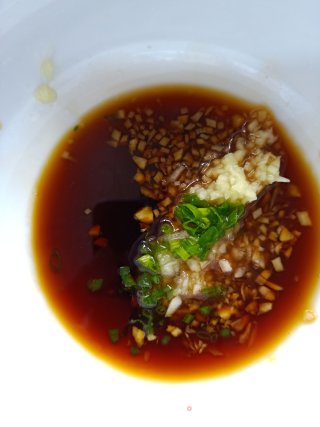 红汤基围虾的做法步骤：2