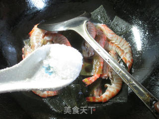 海带炒基围虾的做法步骤：7