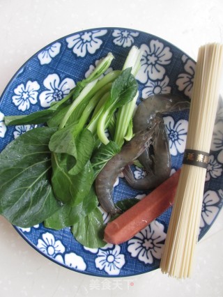 【山东】砂锅煮面的做法步骤：1