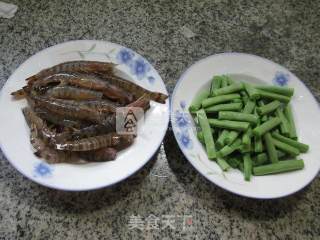 梅豆炒基围虾 的做法步骤：1