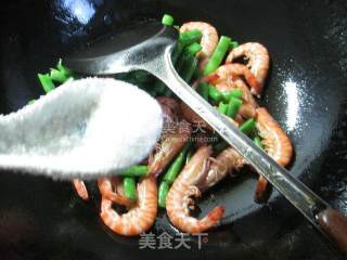 梅豆炒基围虾 的做法步骤：8