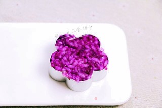 紫甘蓝茼蒿寿司饭的做法步骤：8