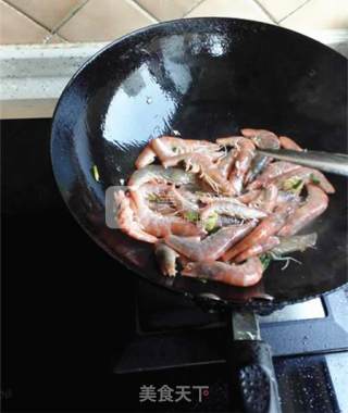 红烧基围虾的做法步骤：3