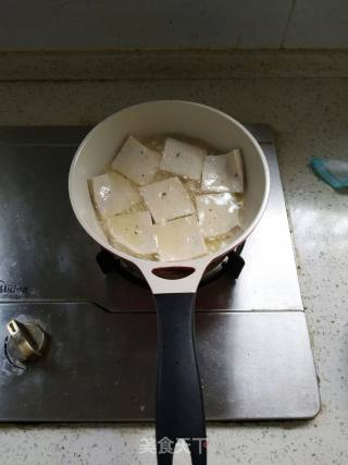 鲜虾豆腐煲的做法步骤：4