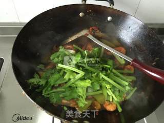 香辣干锅虾的做法步骤：8