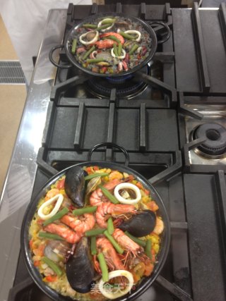 西班牙海鲜饭 paella的做法步骤：19