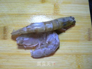 玛瑙蜜汁虾的做法步骤：3