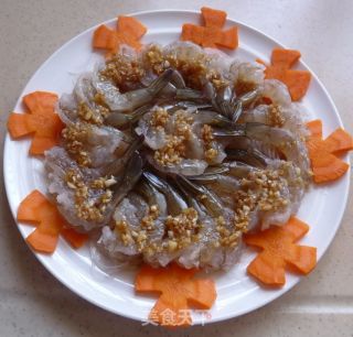 清蒸蒜蓉凤尾虾的做法步骤：4