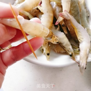 白灼基围虾的做法步骤：3