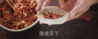让人惊艳的大虾抱蛋饺的做法步骤：4
