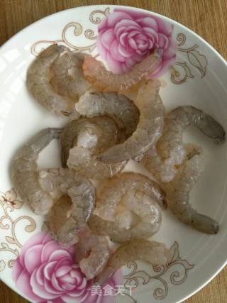 水晶虾饺的做法步骤：2
