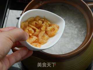 潮汕砂锅粥--鲜虾粥的做法步骤：6