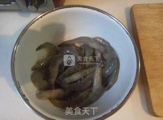 荷香剁椒鱿鱼虾的做法步骤：4