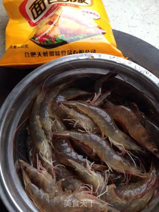 黄金蒜蓉虾的做法步骤：1