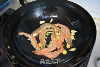 红烧大虾的做法步骤：3