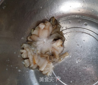韩式海鲜锅的做法步骤：3