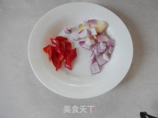 黄瓜炒虾仁的做法步骤：4