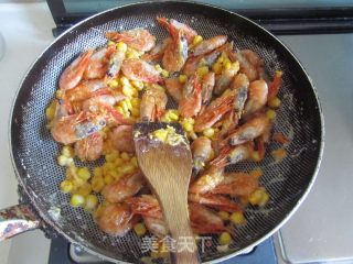 金沙玉米虾的做法步骤：8