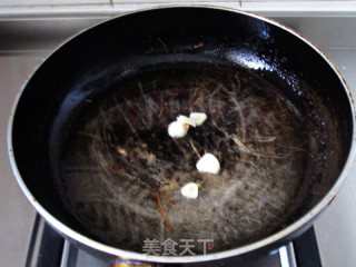 干煸蘑菇北极虾的做法步骤：6
