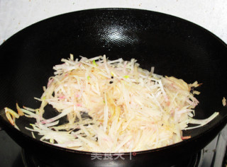 北极虾肉丸萝卜火锅的做法步骤：10