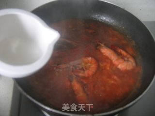 番茄炖对虾的做法步骤：6