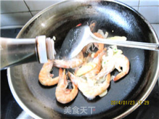 简单的美味--红烧大虾的做法步骤：6