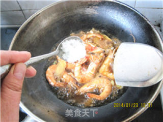 简单的美味--红烧大虾的做法步骤：8