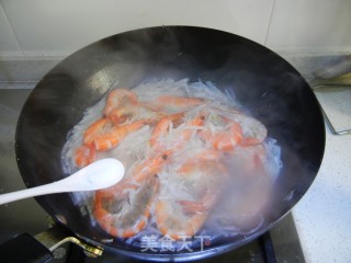 萝卜丝煮大虾的做法步骤：6