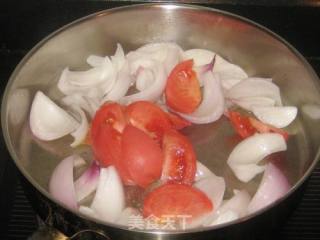 洋葱番茄炒对虾的做法步骤：3