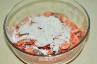 干锅香辣北极虾的做法步骤：2