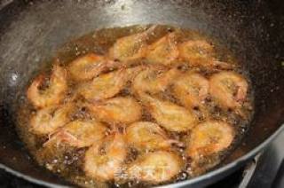 【闽菜】香油虾的做法步骤：3